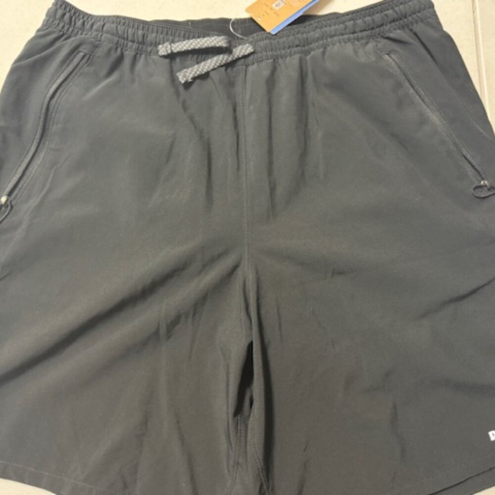 Patagonia Men's Nine Trails Shorts 8" Regular Fit Medium - NWT